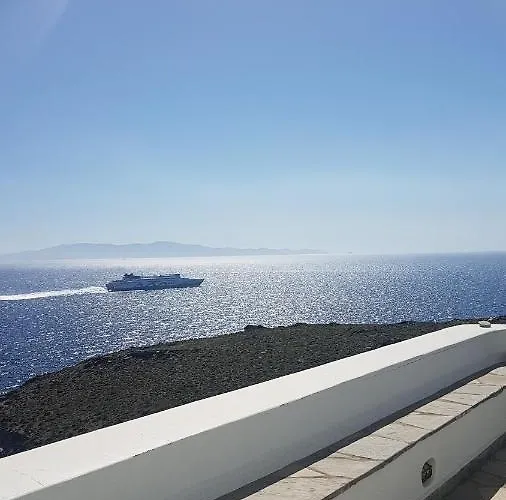 La Chapelle Ouest * Agios Romanos